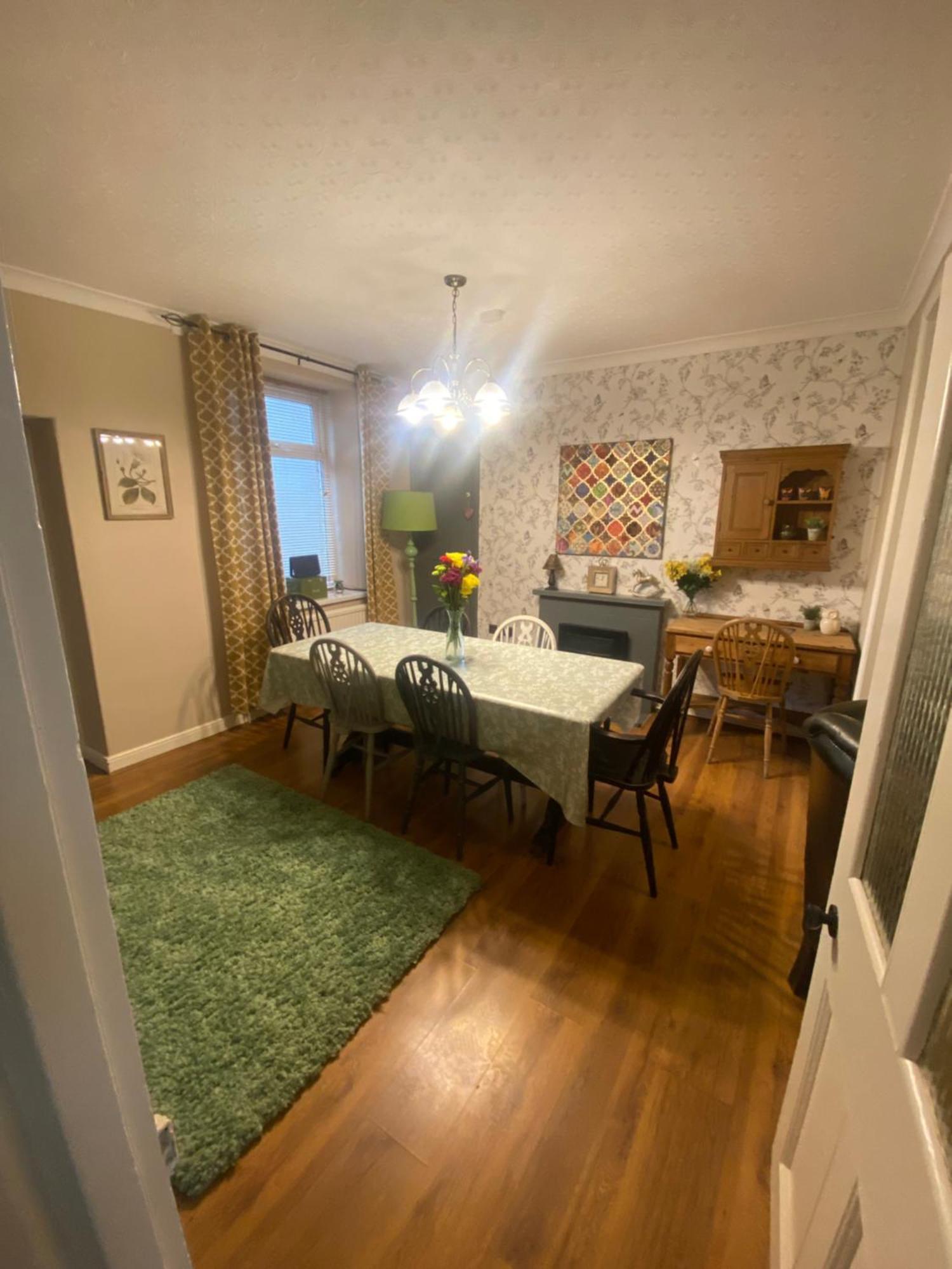 Вилла 3 Bed Town House Llandeilo Carmarthenshire Экстерьер фото
