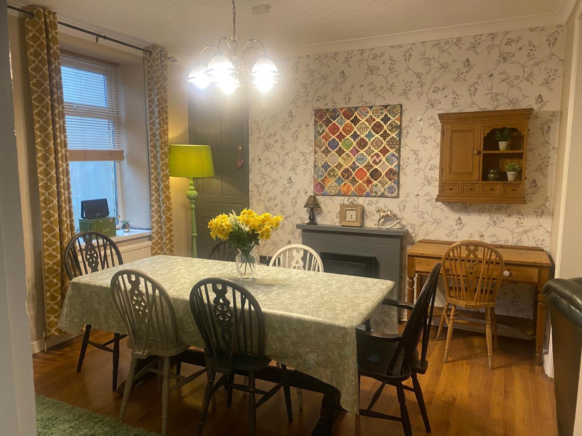 Вилла 3 Bed Town House Llandeilo Carmarthenshire Экстерьер фото